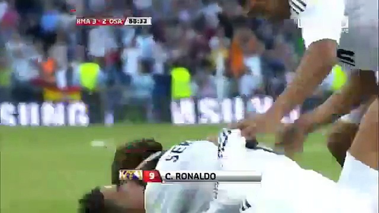 كريستيانو رونالدو وفرحة هستيرية بهدف قاتل في اخر دقيقة
