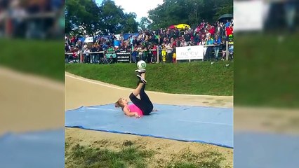 Melody Donchet ● Girl Insane Freestyle Skills ● Football Street