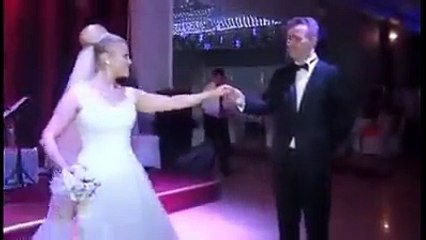 عرس تركي يدهش العالم زوز مهبلة بصراحة