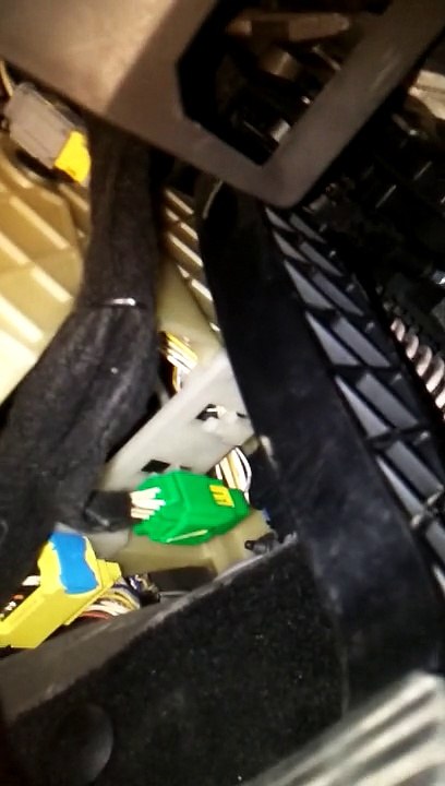 Pédale d'embrayage 407 2.2 hdi 170 bloqué au plancher