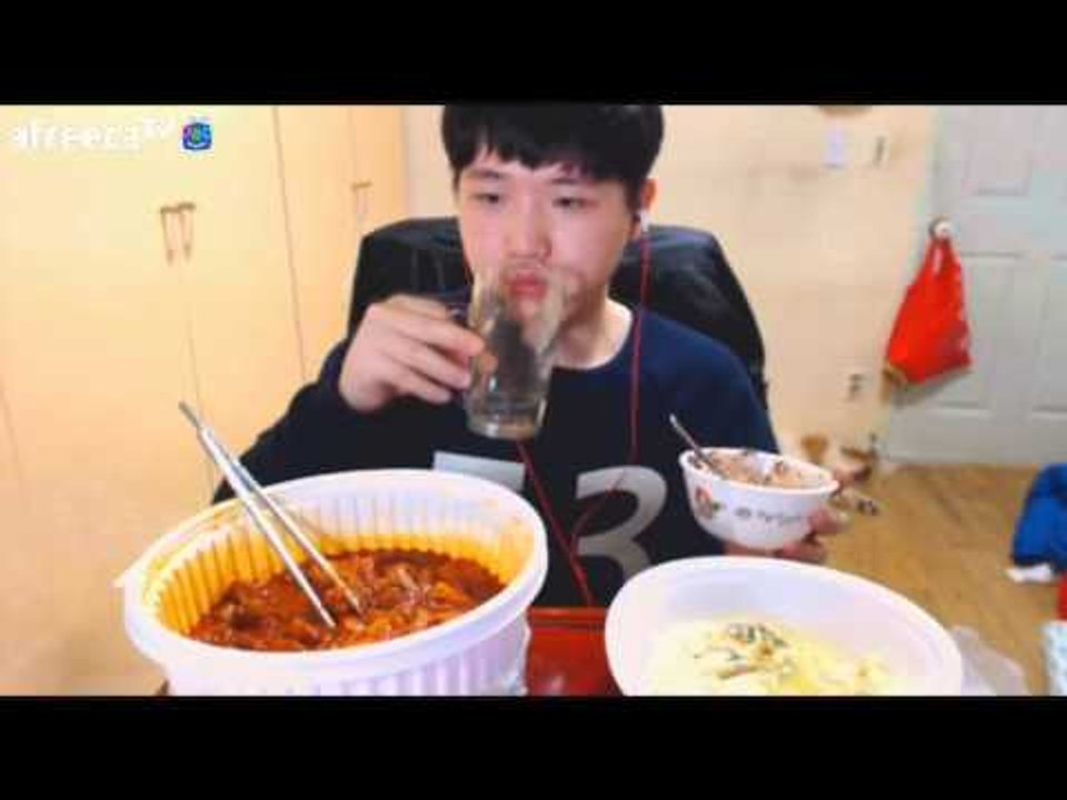 새벽에 먹는 미소의 야식먹방! 이번엔 매운갈비찜이다아앗[양띵TV미소]먹방