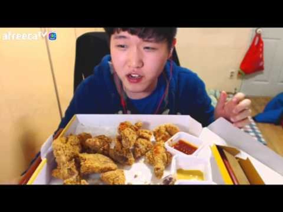 와 진짜 치킨은 아무리먹어도 너무맛있는거같다! 네네치킨먹방1편[양띵TV미소]먹방