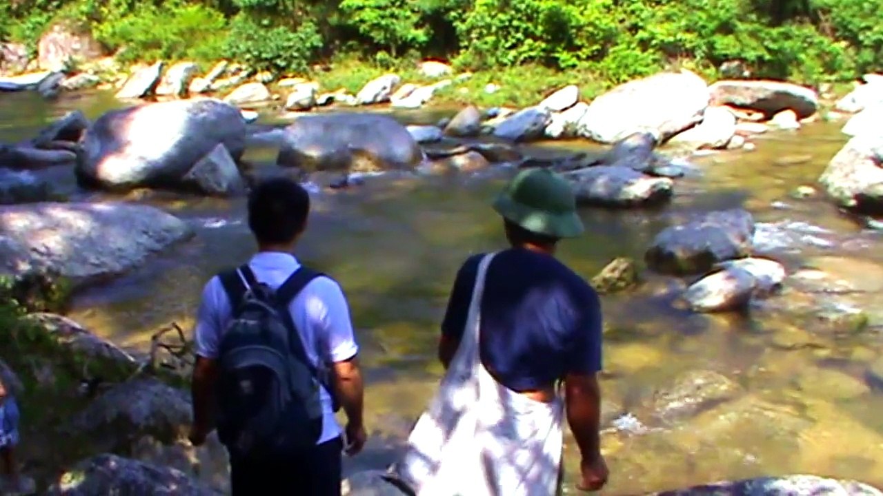 Swimming in the Stream  Thon Tha - Ha Giang - Vietnam trekking Travel Tours
