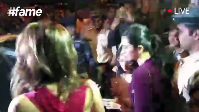 Kareena Kapoor, Karisma Kapoor, Malaika Arora Khan & Amrita Arora At Christmas Midnight Mass