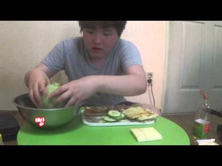 최고의 샌드위치요리사 벌칙 샌드위치만들기![양띵TV미소]Making a sandwich