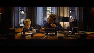 Padri e Figlie Clip Italiana Russell Crowe e Kylie Rogers cantano insieme (2015) HD