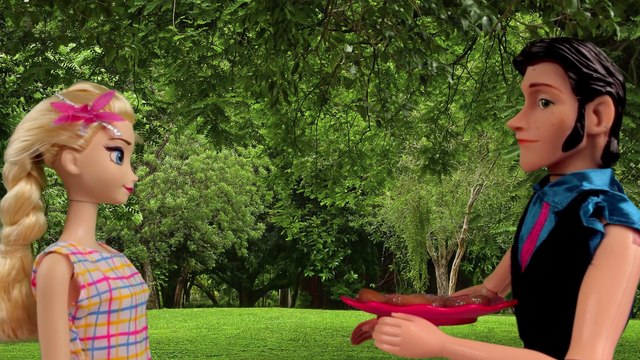 Принцессы Диснея Холодное Сердце Эльза влюбилась в Ханса игрушки и игры для девочек