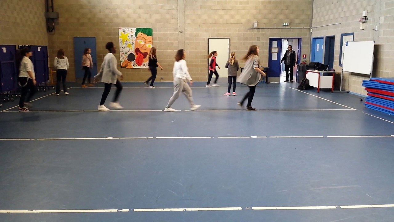 2- Flashmob _Sapé comme jamais_ de dos
