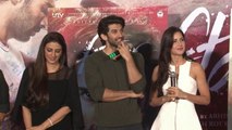 Katrina Reacts on Kissing Ranbir in the balcony of their house