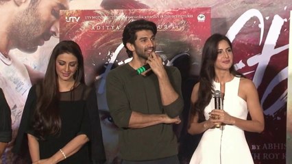 Katrina Reacts on Kissing Ranbir in the balcony of their house