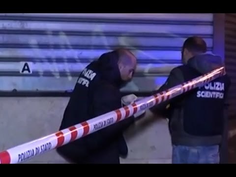 Napoli - Agguato a Forcella, ucciso Maikol Giuseppe Russo -live- (31.12.15)