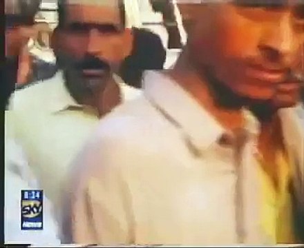 Imran Khan And Jemima Khan Eating Food Together, Rare Video