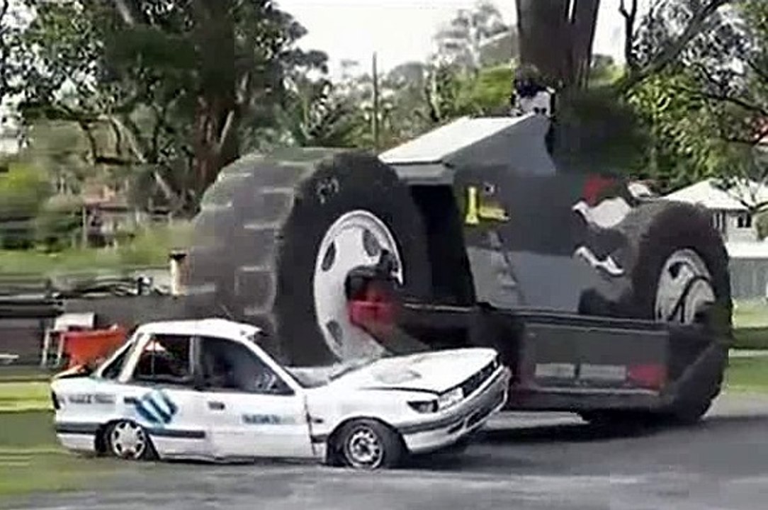 # Awesome – The world biggest autobike