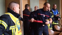 La réunion entre Jean-Léonce Dupont et les pompiers a commencé