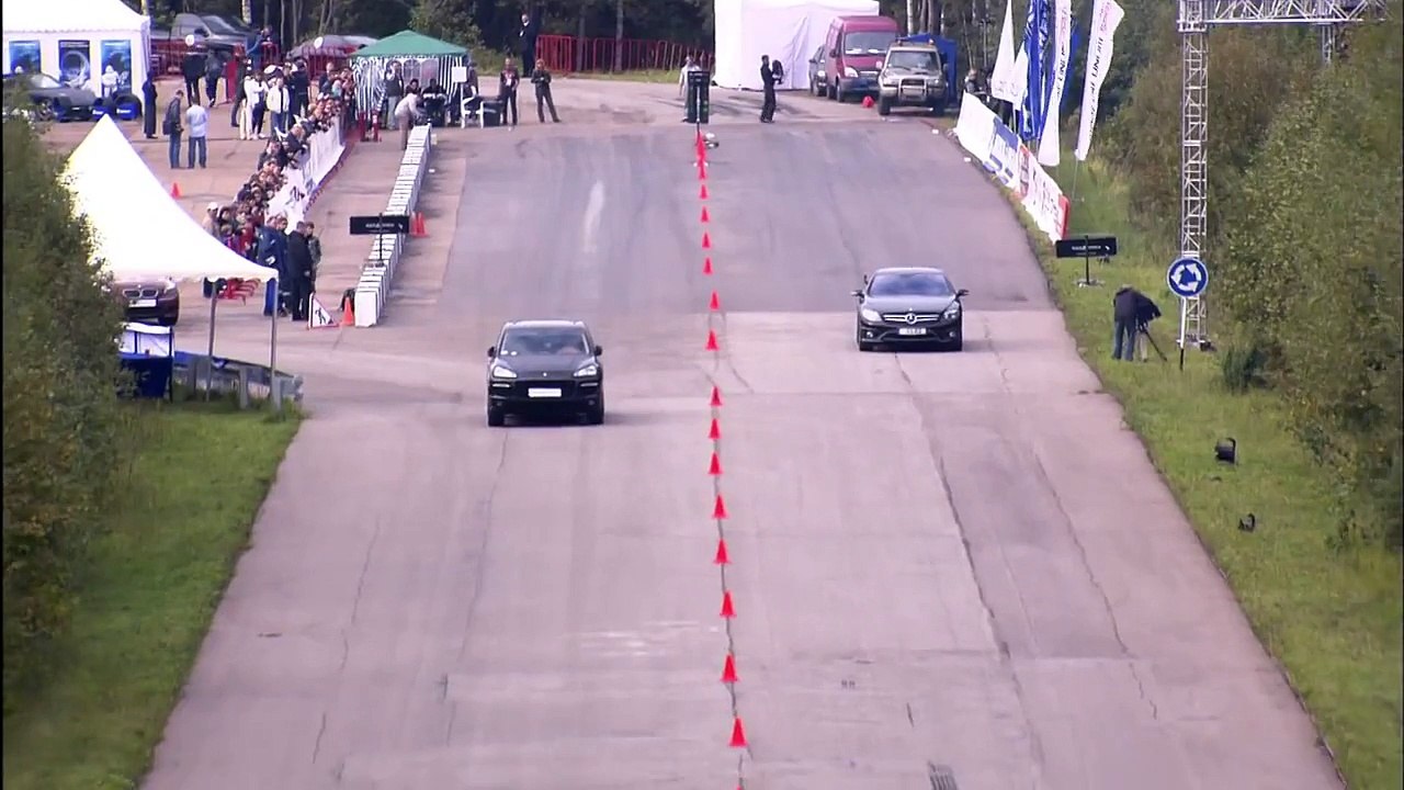 Porsche Cayenne Turbo vs Mercedes CL63 AMG