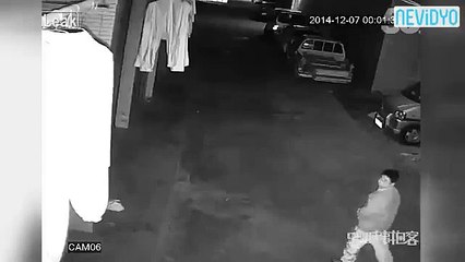 Çağla Şikel Bikinili Yakalandı 2015