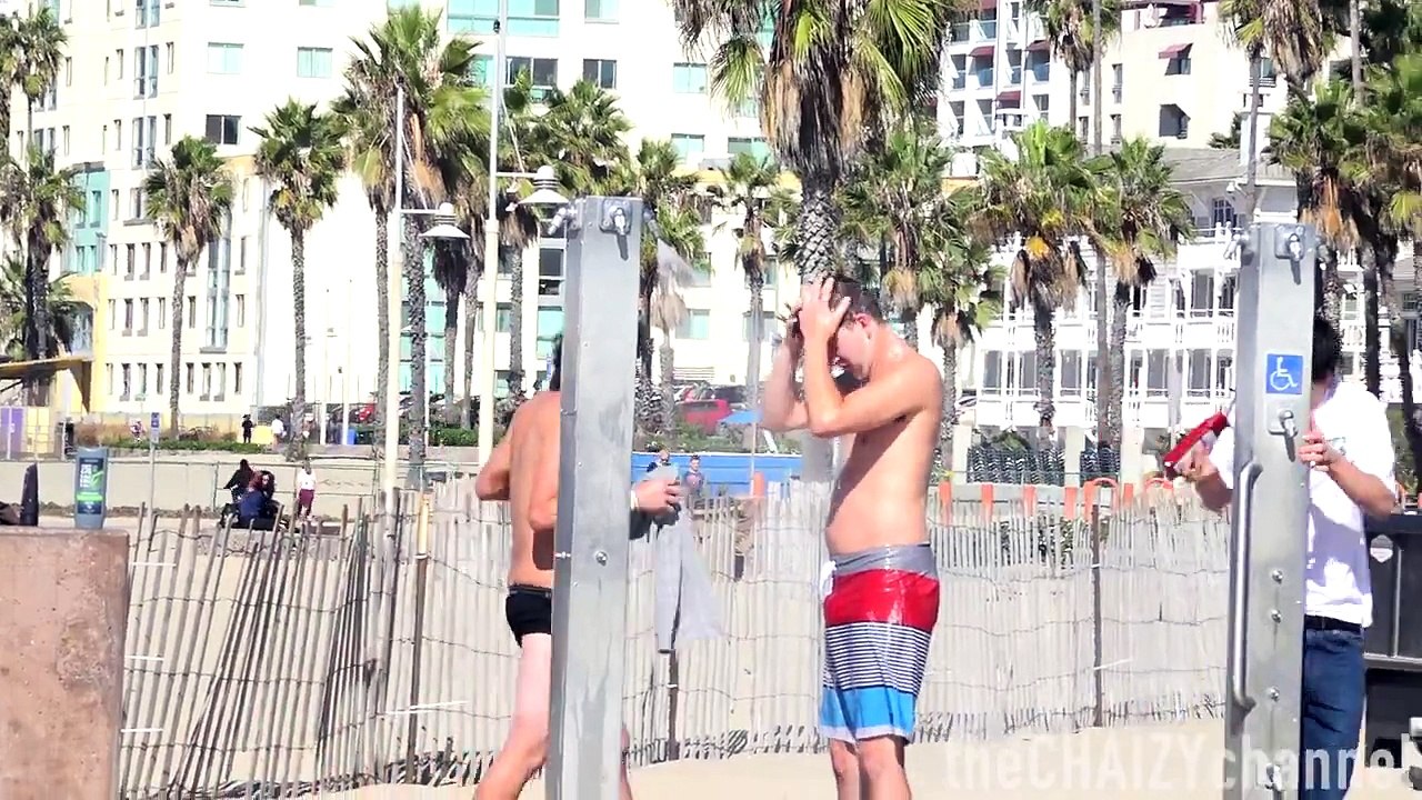 FUNNY PRANK!