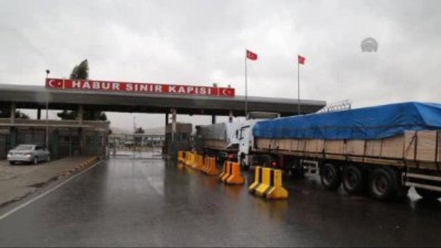 Habur Sınır Kapısı'ndan Irak'a Araç Geçişleri Başladı