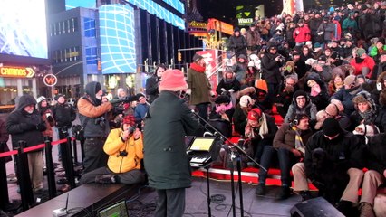 Laurie Anderson's Concert for Dogs in Times Square