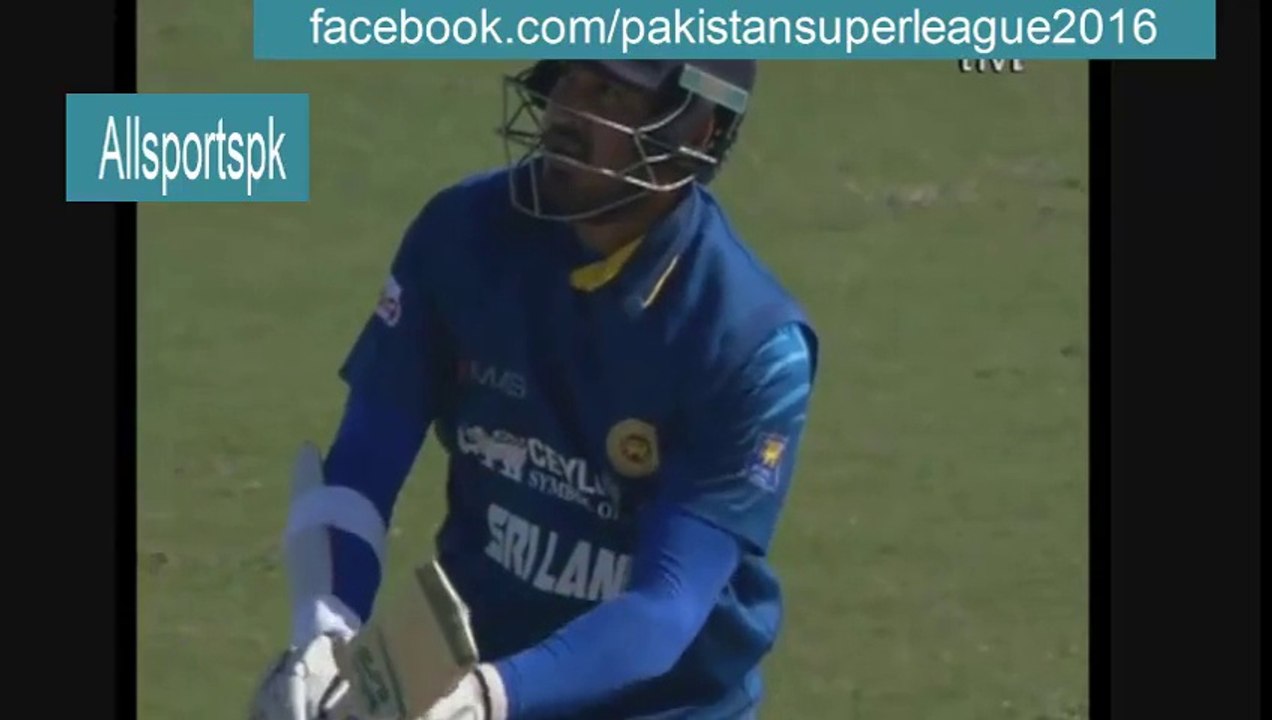 Siriwardana hit 2 sixes to milne