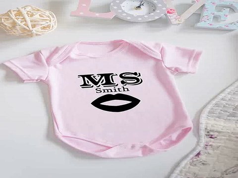 Самый лучший подарок на все случаи жизни - Боди для малыша с вашим текстом Mr & Mrs Smith в г. Тольятти