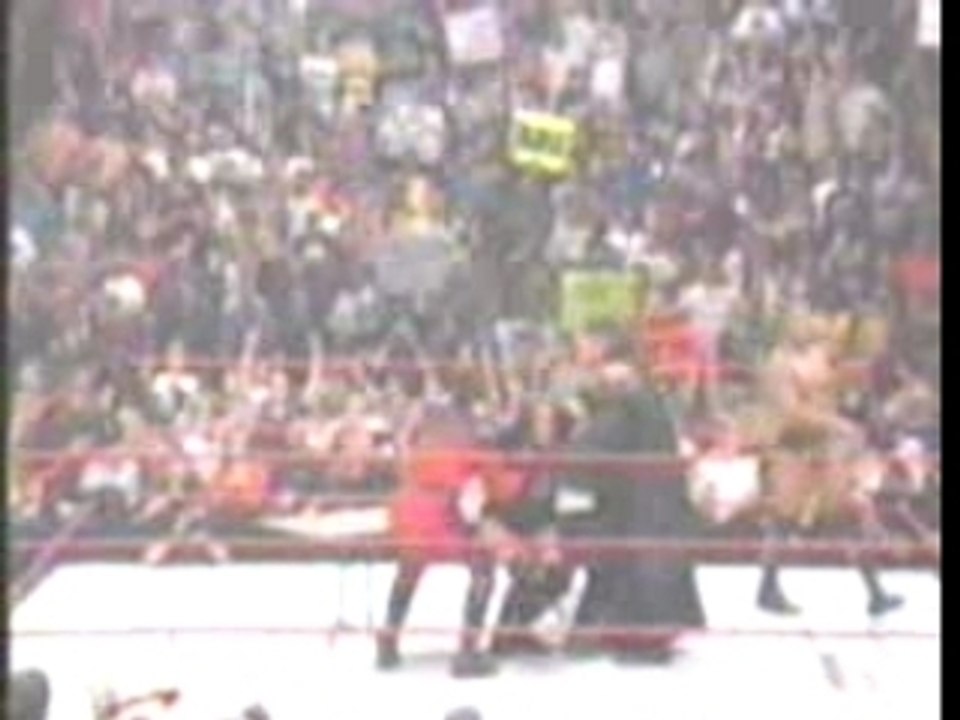 Undertaker and Kane BOTH chokeslam HHH