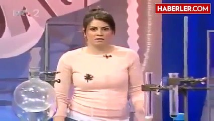 Canlı Yayında Spiker Aniden Fenalaşıp Hayatını Kaybetti