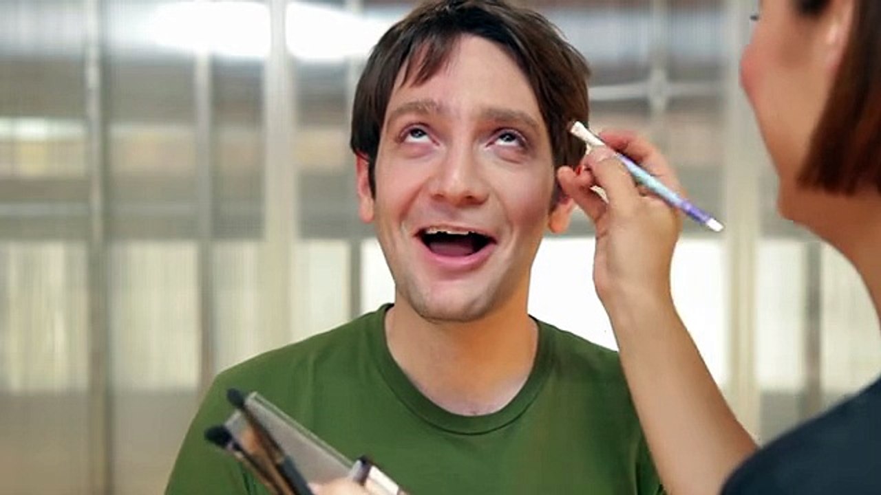 Men Wearing Makeup For The First Time