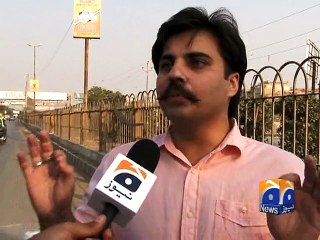 Karachiites protest against CM Shah in unique way