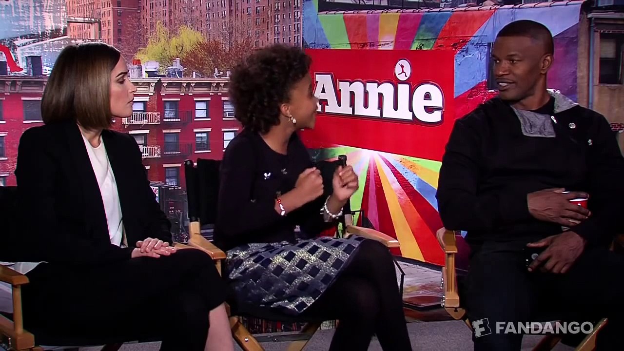 Annie Interview HD | Celebrity Interviews | Movieclips Family