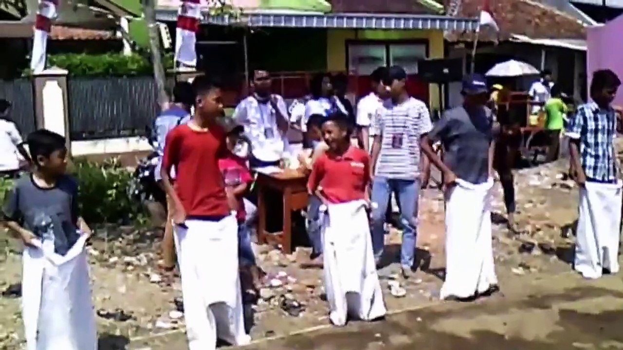 Sack Race Kids - Funny and Unique Game