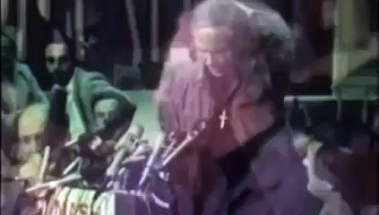 William Christopher  Fr. Mulcahey at the M*A*S*H Last Episode Press Conference