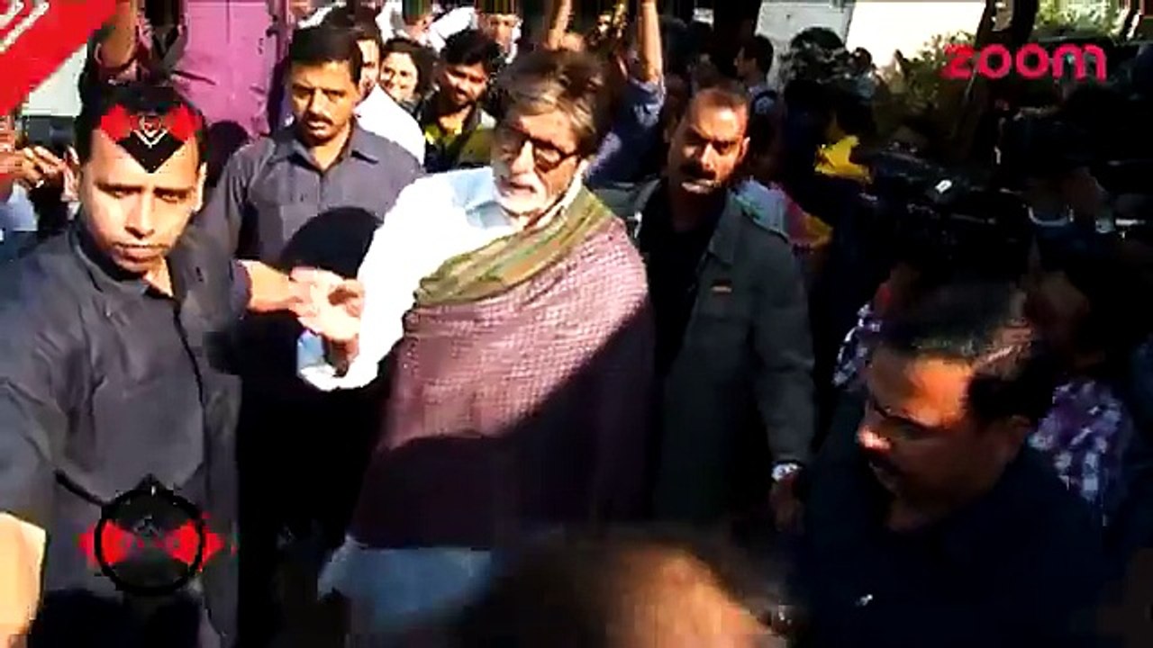 Farhan Akhtar  Amitabh Bachchan inspires all of us   Bollywood News   #TMT