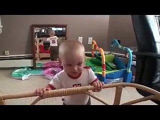 Dancing baby Niutek to Gummy Bear song