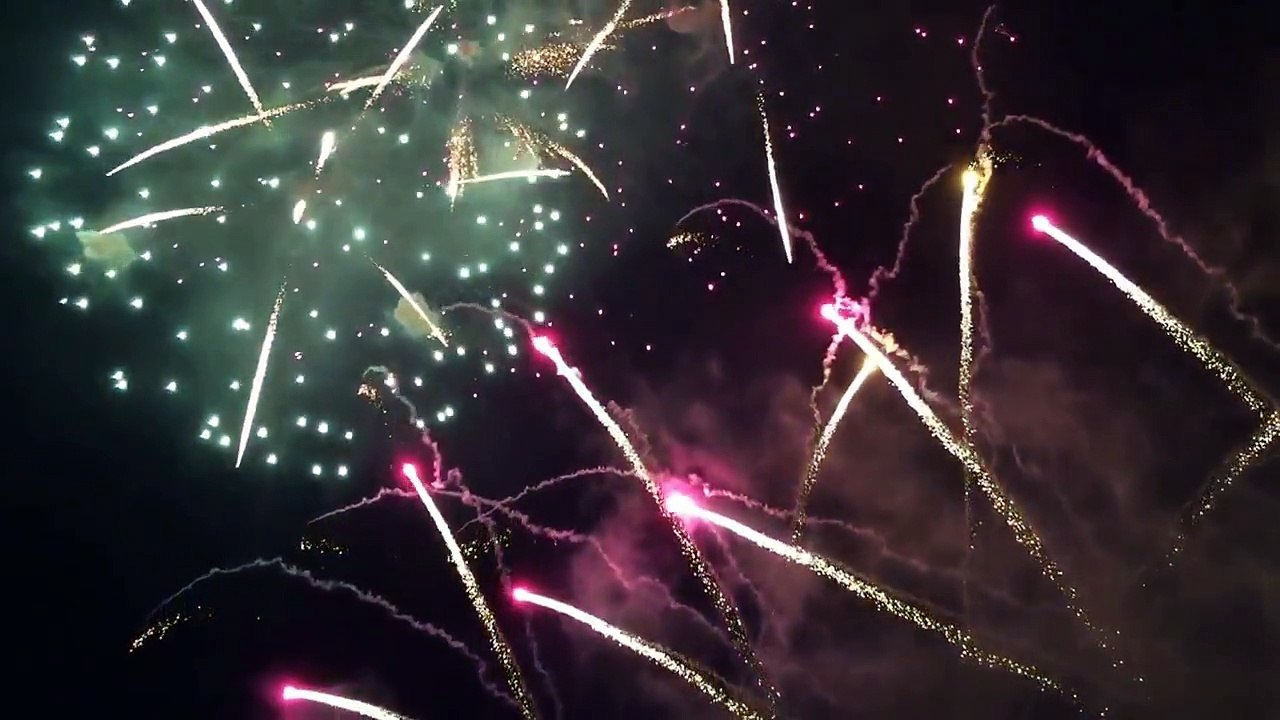 和歌山マリーナシティー 花火 2015.5.5 こどもの日 HD