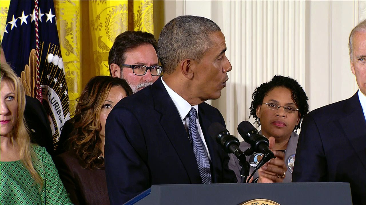 Obama souligne "l'urgence" d'agir sur les armes à feu
