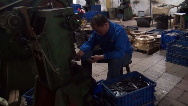 Herrajes para Muebles de Cocina & Herrajes para Cocinas Integrales - China: Pistones de Aire Eco / Production 1