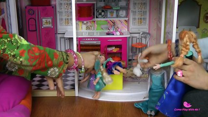 Elsas and Annas children and Olaf play together !