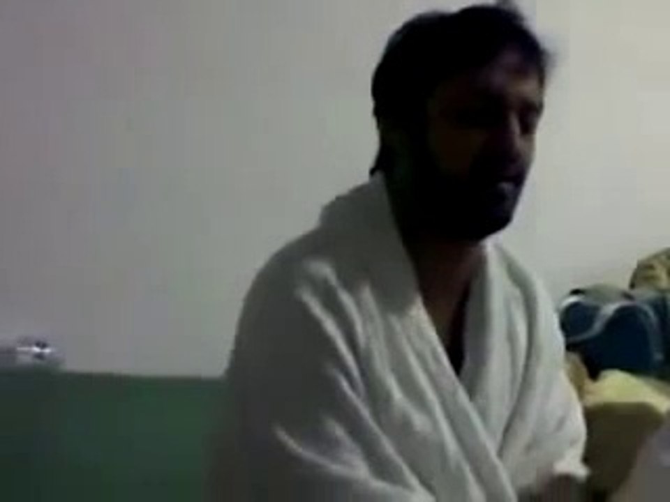 Atif Aslam Reciting Naat e Rasool (S.A.W) During Umrah