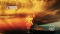 Alleged UFO Filmed Monitoring Calbuco Volcano In Chile During Massive Eruption!