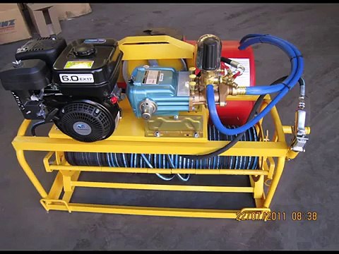 Floor Scrubber - Goscor Cleaning