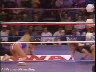 Heidi Lee vs Nasty Kat - Female Wrestling