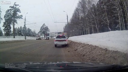 Accident Girl on the Matiz