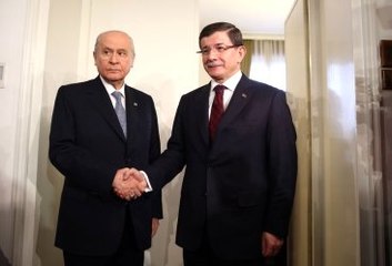 Davutoğlu'ndan Bahçeli'ye Erdoğan Resti: Yarı Yolda Bırakmayız