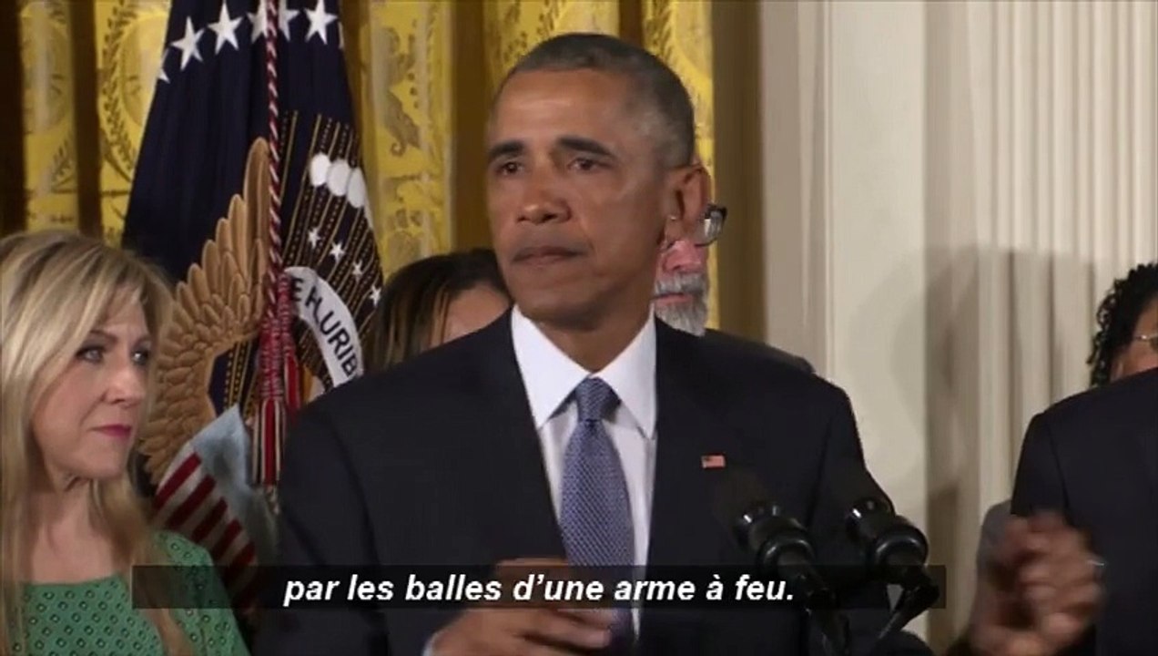 Barack Obama, en larmes, dévoile son plan d'urgence sur les armes à feu