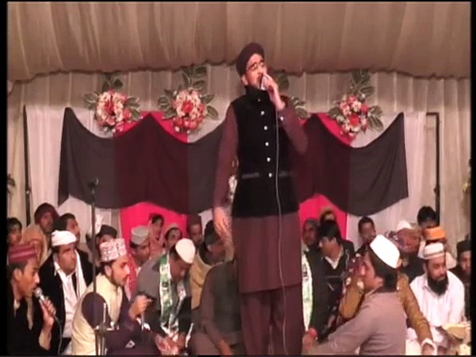 MUHAMMAD FAKHIR ALVI PART 4 (MAHFEL NAAT JANPUR)17/12/2015