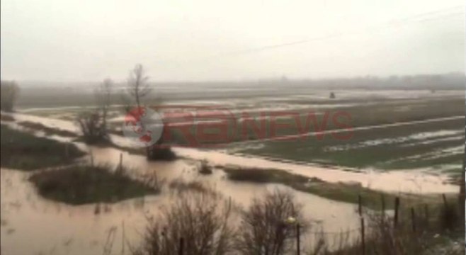 Përmbytje në tokat bujqësore të Zejmenit - Ora News- Lajmi i fundit-