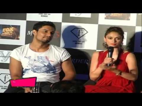 Aditi Rao Hydari Says About Hot Scenes in Murder 3