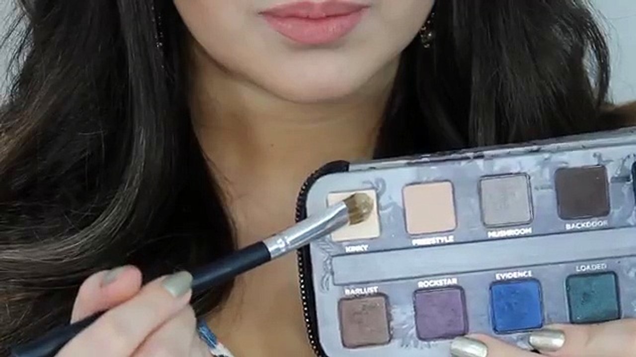 BROWN SMOKEY EYE