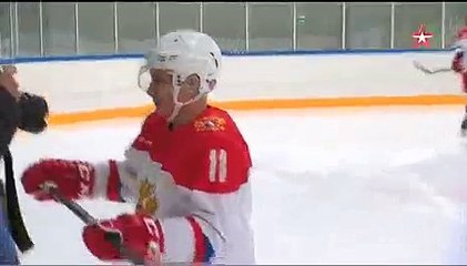 Путин провел хоккейную тренировку в Сочи 2016